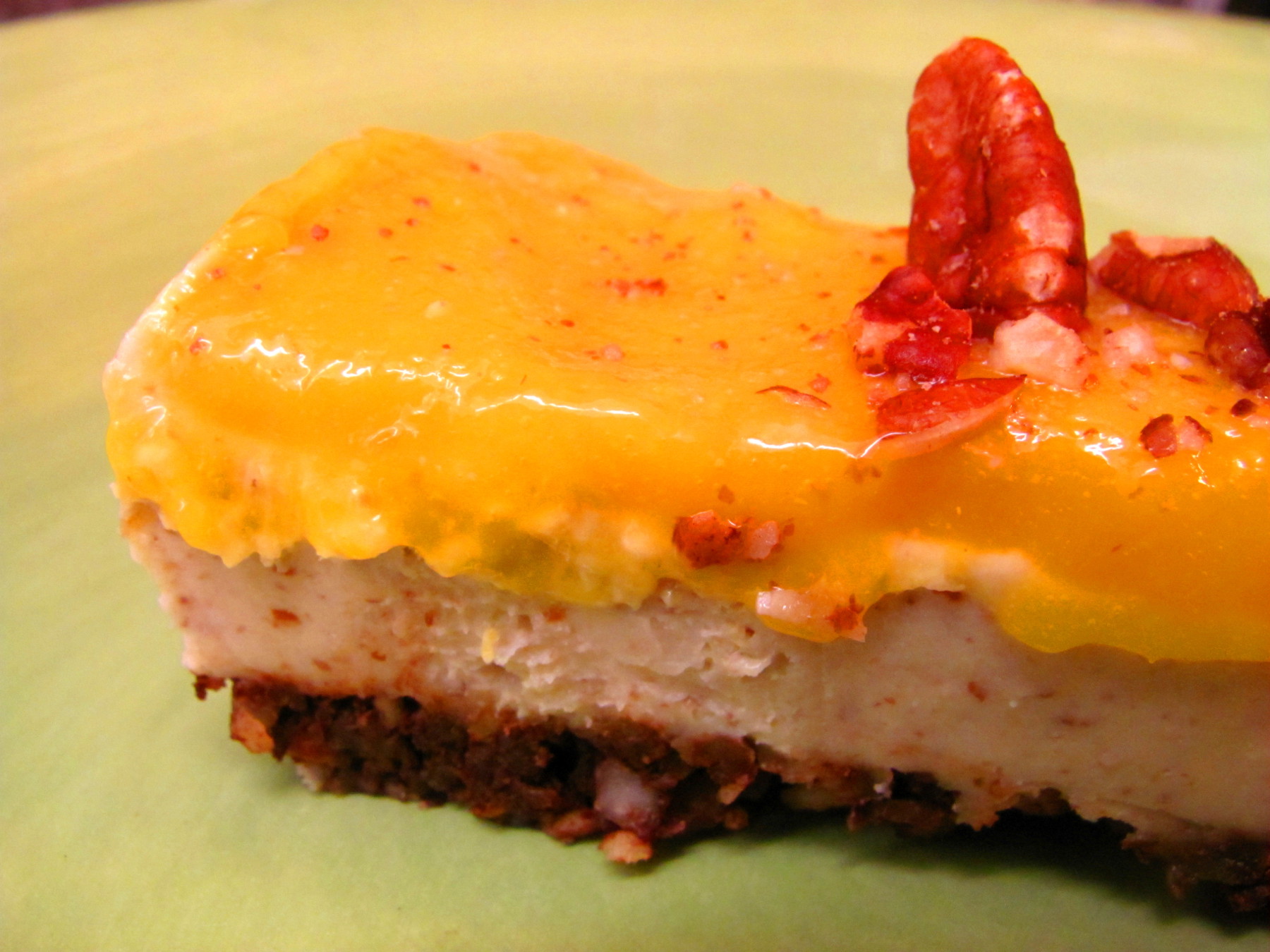 cashew mango cheesecake slice raw vegan