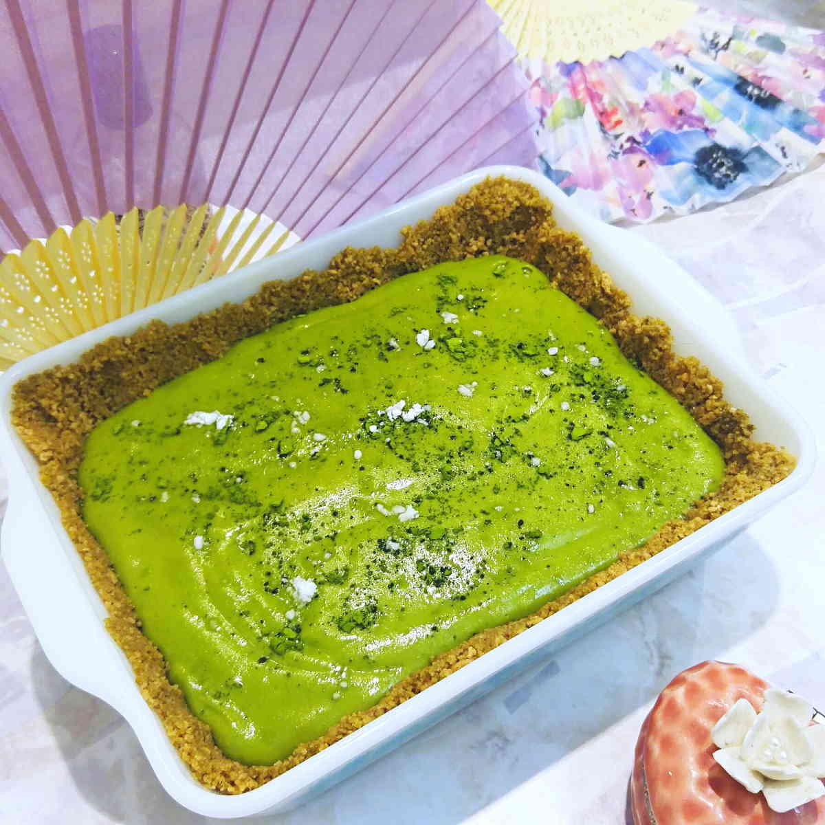 matcha cream pie with fans