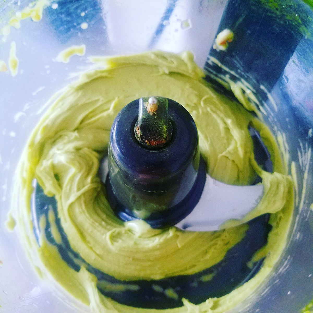 banana matcha ice cream in food processor