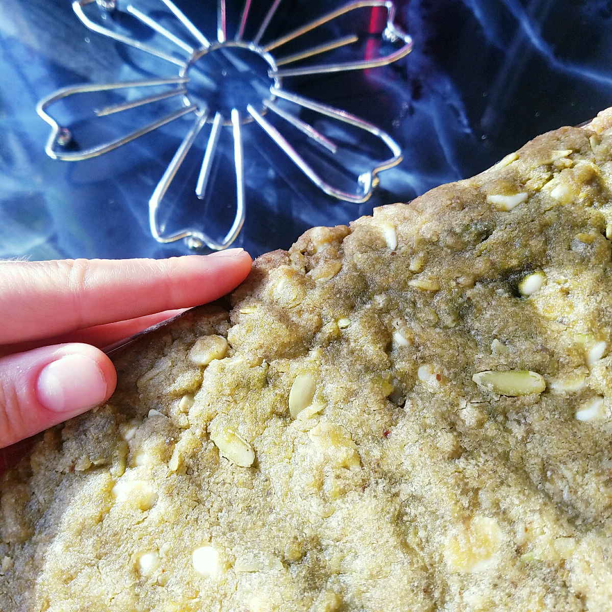 matcha white chocolate chp cookie giant